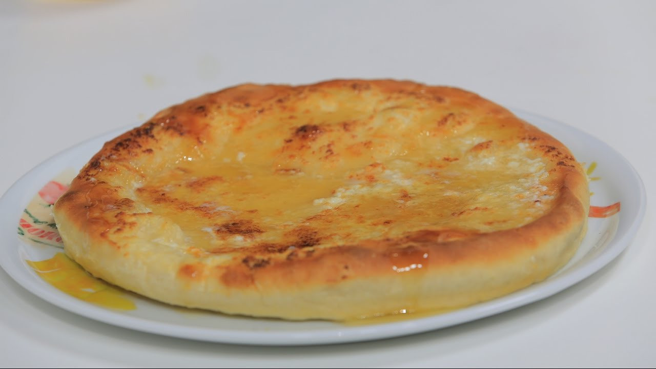 فطيرة قشطه عسل